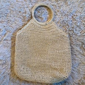 Raffia bag with circular handles
